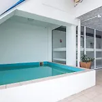 Apartment 6 Person On A In *