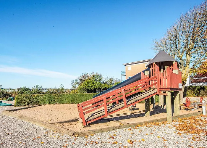 6 Person On A In Appartamento *