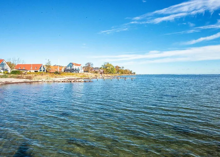 6 Person On A In Appartamento *