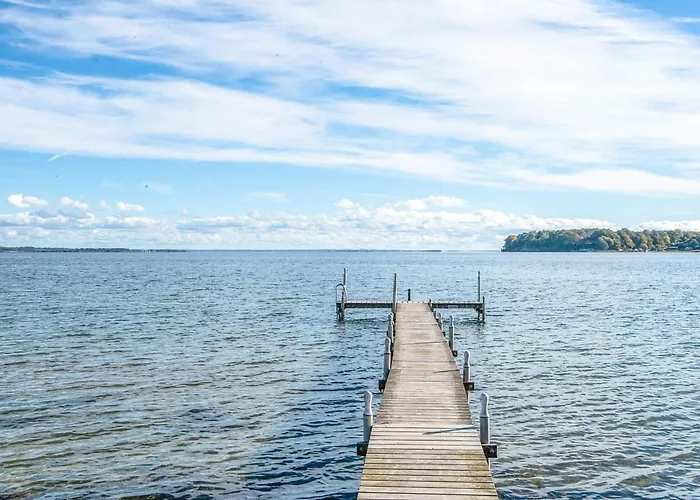 Appartamento 6 Person On A In